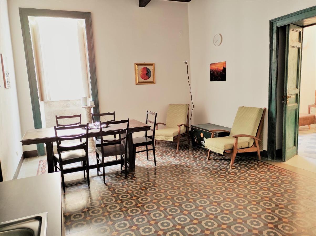 Residenza Diana- Ortigia Holidays Сиракуза Екстериор снимка